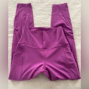 Iululemon align with pockets